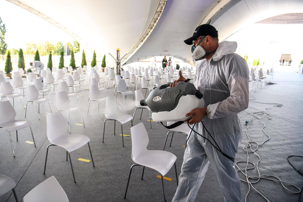 Curățenie Pre-Event